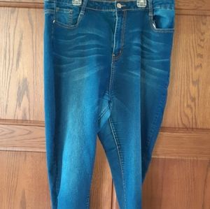 Fashion Nova Women 2X 20 Tapered Jeans